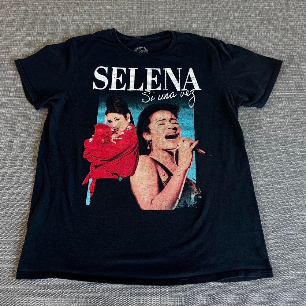 Selena Merchandise Selena "Si una vez" black cotton t-shirt Size L